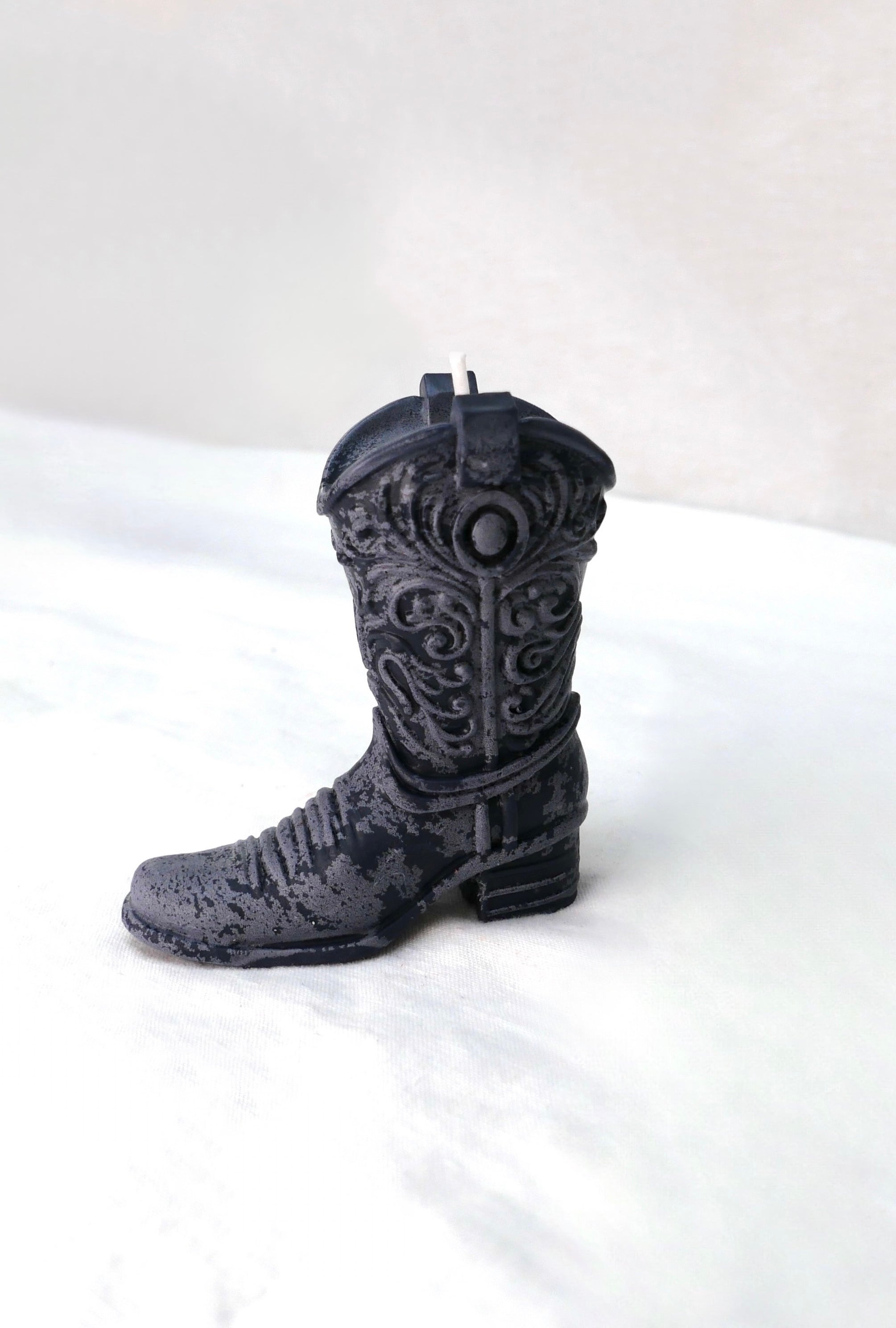 Cowboy Boot Candle in Midnight Frost