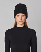 Signature Beanie in Black
