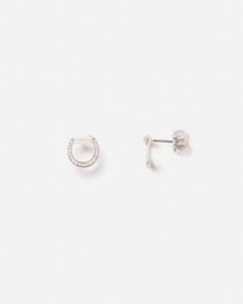 Connection Earrings in 18k White Gold with White Diamonds