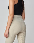 Lightweight Riding Breeches in Tan