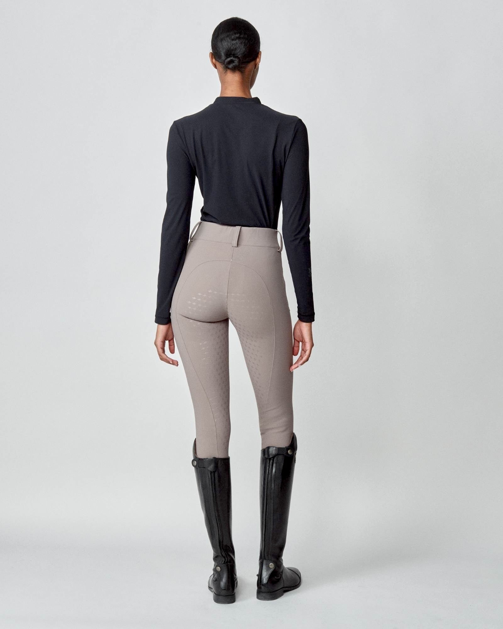 Lightweight Long Sleeve Top in Black