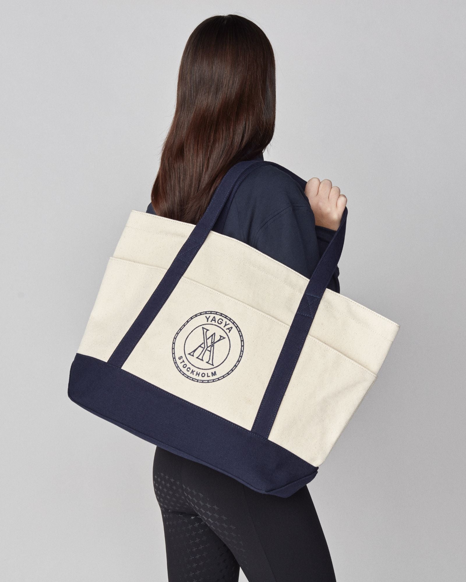 Canvas Tote Bag in Cream/Navy