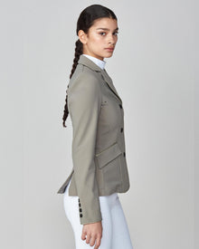 Performance Show Jacket in Sage
